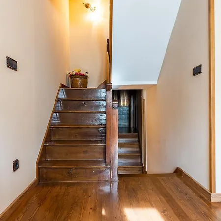 La Carteria * Mestas De Con