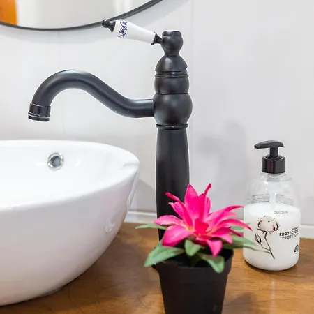 La Carteria * Mestas De Con